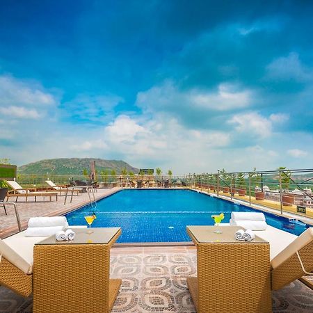 Clarion Inn Jaipur Kukas Εξωτερικό φωτογραφία