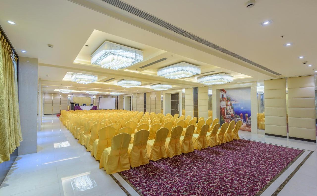 Clarion Inn Jaipur Kukas Εξωτερικό φωτογραφία