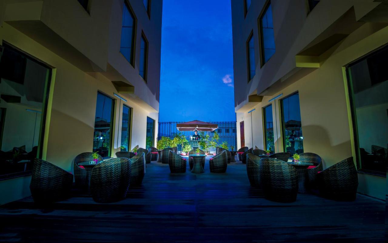 Clarion Inn Jaipur Kukas Εξωτερικό φωτογραφία
