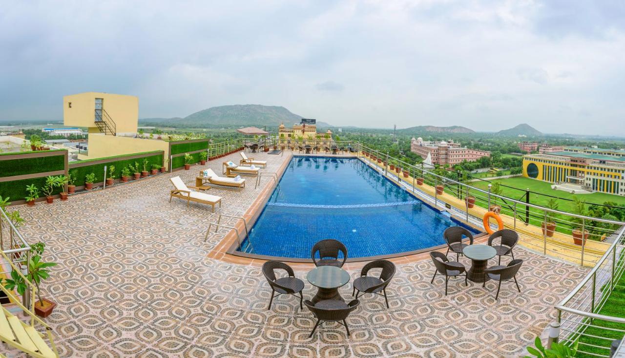 Clarion Inn Jaipur Kukas Εξωτερικό φωτογραφία