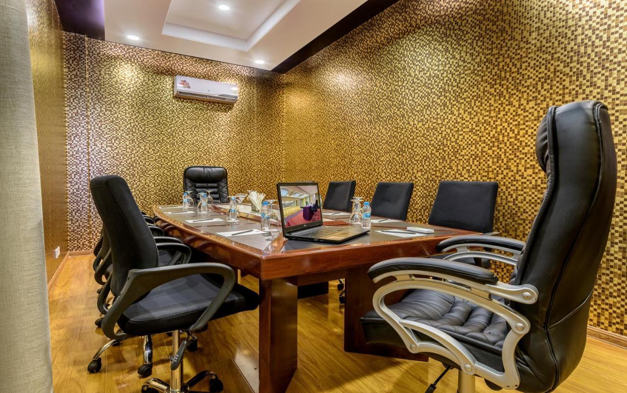 Clarion Inn Jaipur Kukas Εξωτερικό φωτογραφία